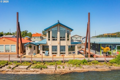 Lake Home For Sale in Portland, Oregon