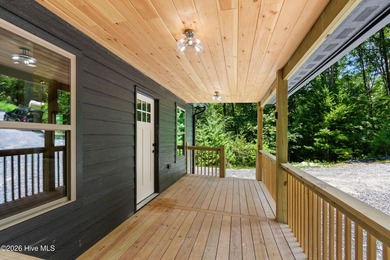 BRAND NEW CONSTRUCTION! A new home by one of Murphy's best home - photo 4