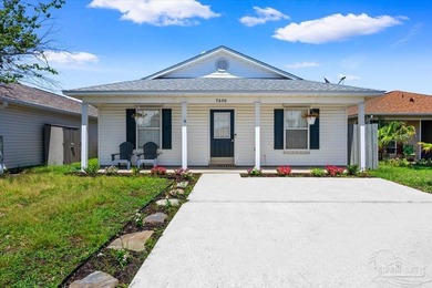 Turnkey investment opportunity! This fully furnished 3-bedroom - photo 1