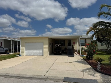 Lake Home For Sale in Winter Garden, Florida