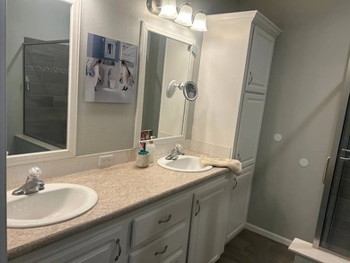 **OPEN HOUSE SATURDAY JUNE 11TH 11AM TO 2PM** STUNNING** MOVE IN - photo 11