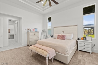 Wow, what a beautiful house! As you arrive, the home's curb - photo 12