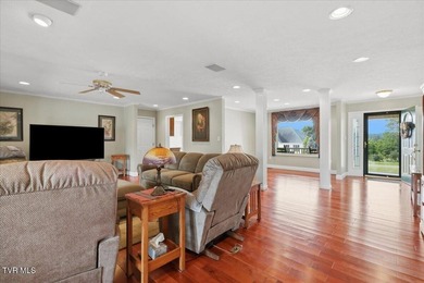Patriot Hills Golf Course home!!! Immaculate home and first time - photo 14
