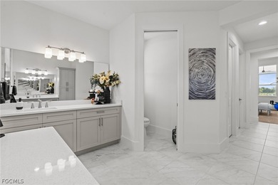 Wow, what a beautiful house! As you arrive, the home's curb - photo 15