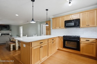 Welcome to effortless coastal living in one of Wilmington's most - photo 5