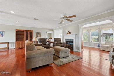 Patriot Hills Golf Course home!!! Immaculate home and first time - photo 16