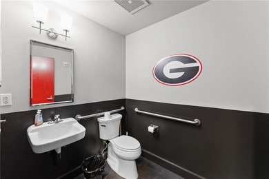 Luxury Game Day Retreat in the Heart of Athens - Georgia Gameday - photo 31