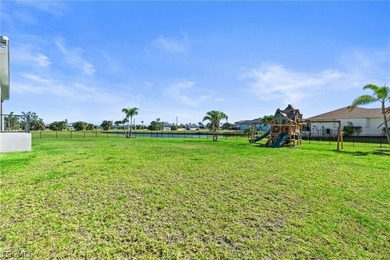 Wow, what a beautiful house! As you arrive, the home's curb - photo 31