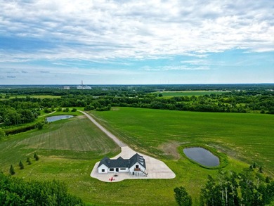Set on 85 picturesque acres with approximately 35 tillable acres - photo 4