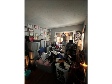 Excellent owner-occupant or investment opportunity! This duplex - photo 11