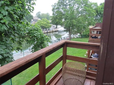 Wake up to sparkling views in this beautifully appointed - photo 11