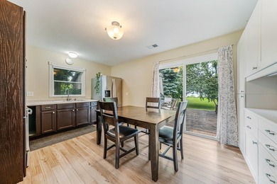 Escape to your own waterfront retreat on beautiful Lake - photo 12