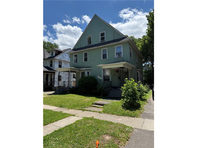 Excellent owner-occupant or investment opportunity! This duplex - photo 16