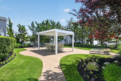 Massive house on a massive lot! Welcome to 108 & 110 21st Street - photo 23