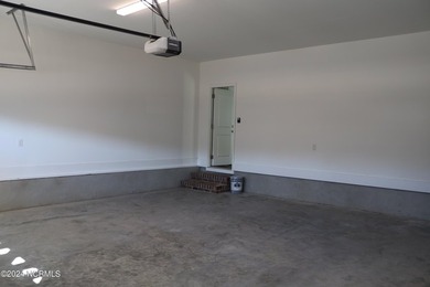Welcome home to this newer built home. Features an open concept - photo 28