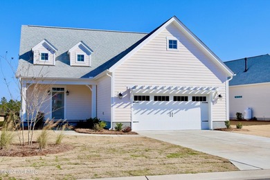 Welcome home to this newer built home. Features an open concept - photo 30
