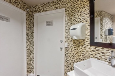 $20,000 Free Grant available!! A Private Urban Retreat with - photo 33