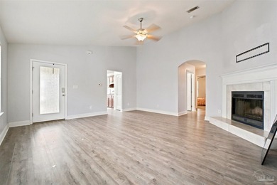 Thoughtful design and an efficient layout make this - photo 7