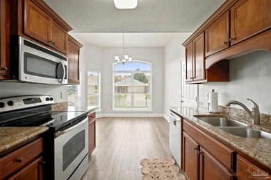 Thoughtful design and an efficient layout make this - photo 10