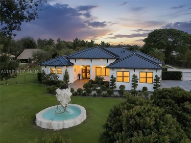 Experience luxury living in this stunning 5-bedroom, 4-bath - photo 1