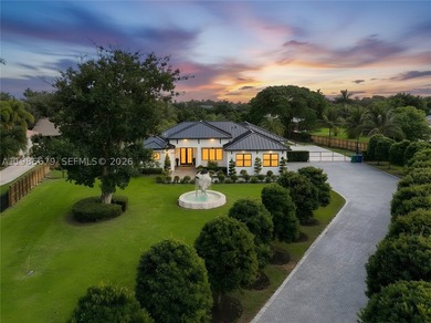 Experience luxury living in this stunning 5-bedroom, 4-bath - photo 3