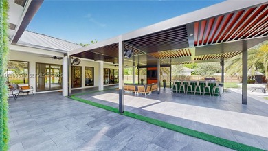 Experience luxury living in this stunning 5-bedroom, 4-bath - photo 8