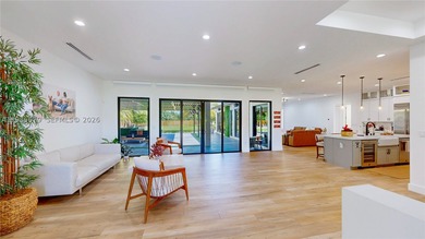 Experience luxury living in this stunning 5-bedroom, 4-bath - photo 9
