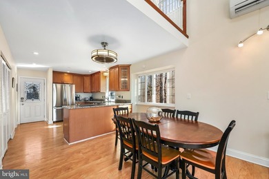 Welcome home to Lake Anna and Dukes Plantation! This stunning - photo 11