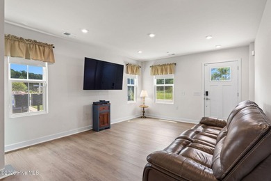 Welcome to 2042 Parow Lane NW in the Anderson Farm community - photo 4