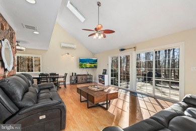 Welcome home to Lake Anna and Dukes Plantation! This stunning - photo 14