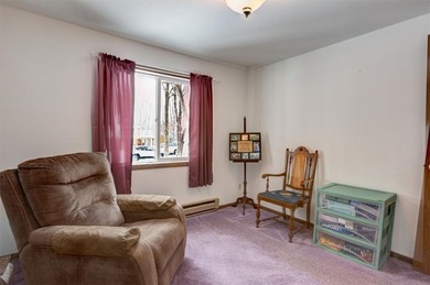 Charming 3-bedroom ranch just two blocks from Lake Pepin, with - photo 16