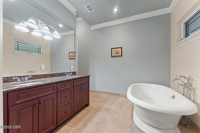 Welcome to your own private estate, where luxury, tranquility - photo 19