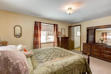 Charming 3-bedroom ranch just two blocks from Lake Pepin, with - photo 22