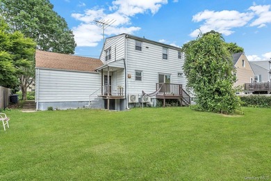 Sprawling & Spectacular 5 Bedroom Home Offering 4 Full Baths - photo 30
