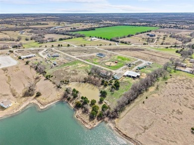 (private lake, pond, coastal) Home For Sale in Leonard Texas