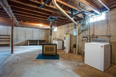 Charming 3-bedroom ranch just two blocks from Lake Pepin, with - photo 31