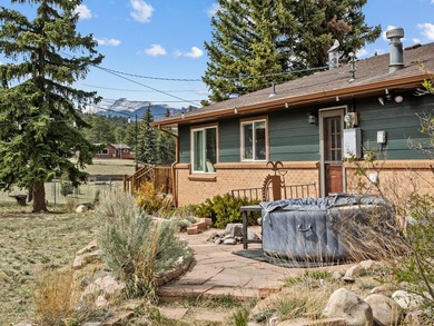 Beautifully updated ranch-style home in Estes Park, Colorado - photo 32