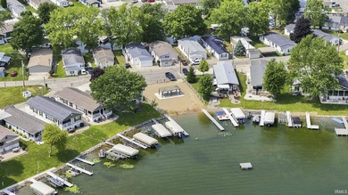 Lake life starts here! Beautifully renovated in 2021, this - photo 33