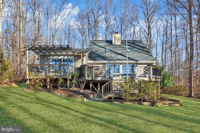 Welcome home to Lake Anna and Dukes Plantation! This stunning - photo 37