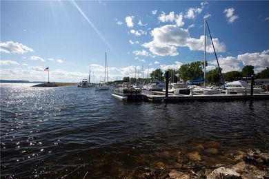 Charming 3-bedroom ranch just two blocks from Lake Pepin, with - photo 40