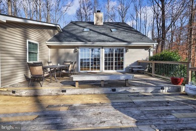 Welcome home to Lake Anna and Dukes Plantation! This stunning - photo 40