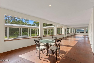 Welcome to your own private estate, where luxury, tranquility - photo 41