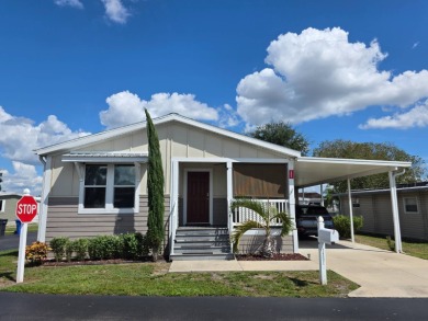 (private lake, pond, creek) Home For Sale in Tampa Florida