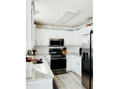 Great investment opportunity! Discover the perfect blend of - photo 4