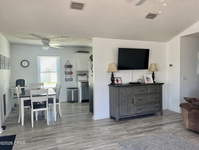 Great investment opportunity! Discover the perfect blend of - photo 7