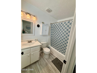 Great investment opportunity! Discover the perfect blend of - photo 9