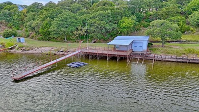 Phenomenal Lakefront Property on Lake Nocona! Rare opportunity - photo 22
