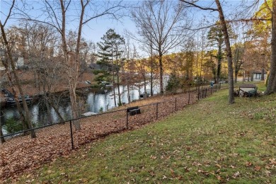 Lake Rayburn Home For Sale in Bella Vista Arkansas