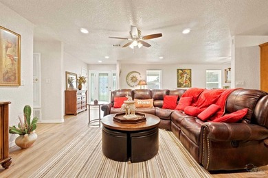 MOTIVATED SELLER!! Bring all offers!! Welcome to this elegantly - photo 8