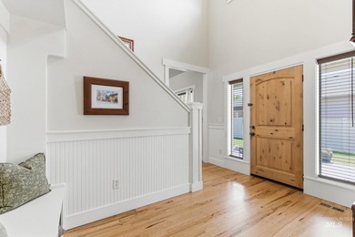 Welcome home to this exceptional residence, thoughtfully crafted - photo 10